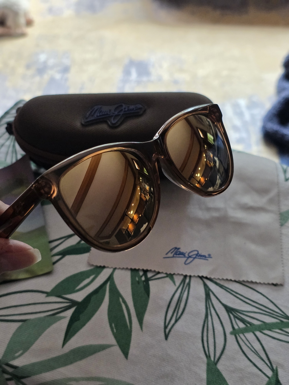 Maui Jim Glory Glory 56-17-145
Authentic Maui Jim Glory Glory New
